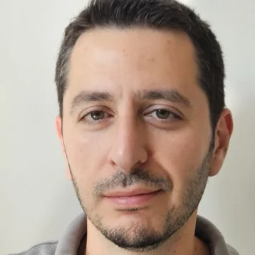 Doç. Dr. Arif Önder