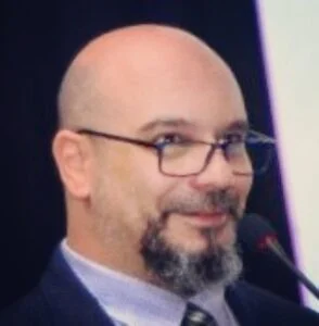 Doç. Dr. Enver Kerem Dirican